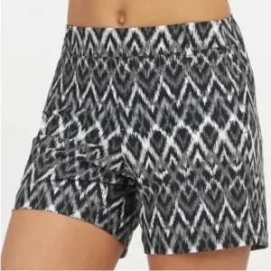 Spanx Sunshine Shorts Pull On 4&quot; UPF 50  Quick Dry in Grey Ikat Size M