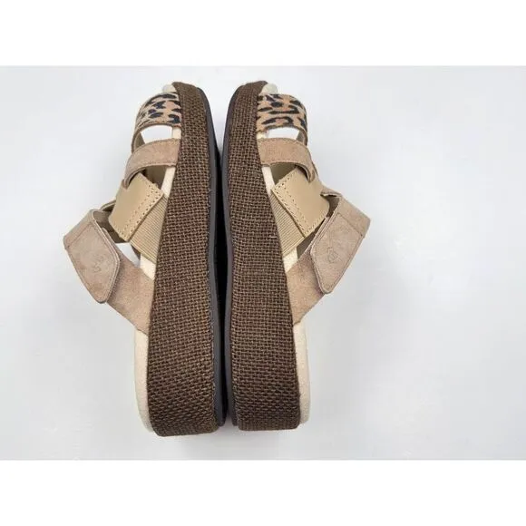 Spenco Memphis Slide Sandals Women 8 EUC‎ Beige Comfort Leather Suede Flats