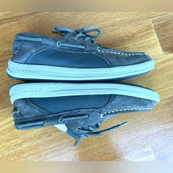 Sperry Boys Gamefish Boat Shoes Blue / Gray Top sider Size 5.5M Slip on Leather