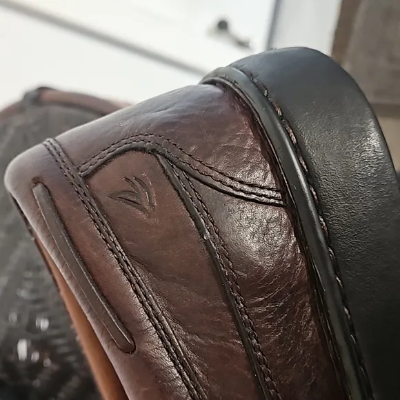 Sperry Top Sider Brown Leather Boat Loafers 10.5M slip on pebbled leathers