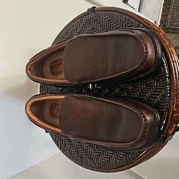 Sperry Top Sider Brown Leather Boat Loafers 10.5M slip on pebbled leathers