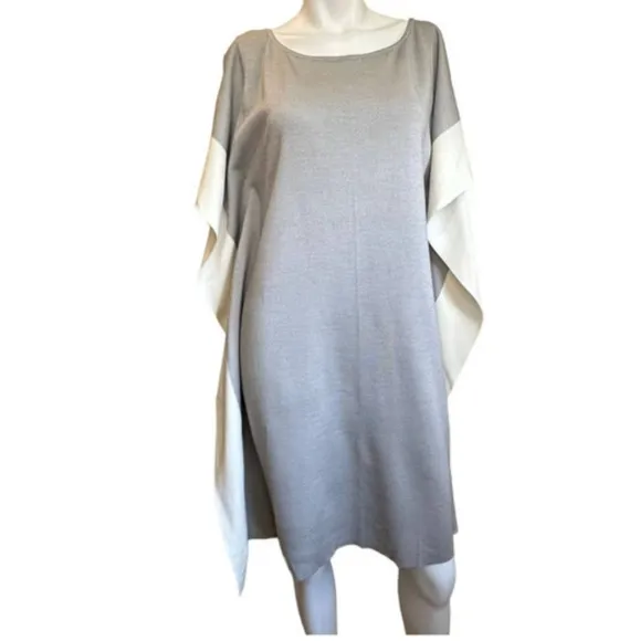 St. John Sheath Dress. Taupe/Gray and Ivory Milano Knit. Poncho Style. Sz. 0.