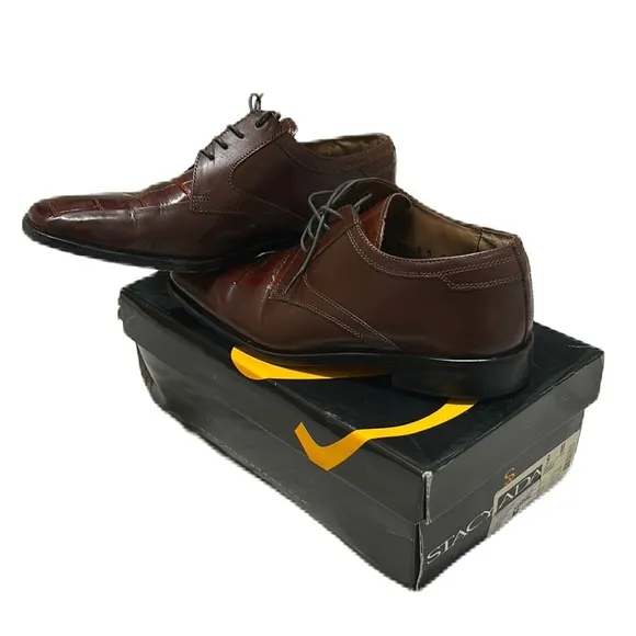 Stacy Adams, Size 9 Cognac Color, Elegant Brown Leather Men's Shoes