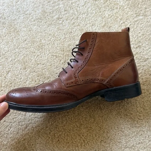 Stafford Brown Leather Brogue Style Wing Tip Boots Men's Size 10