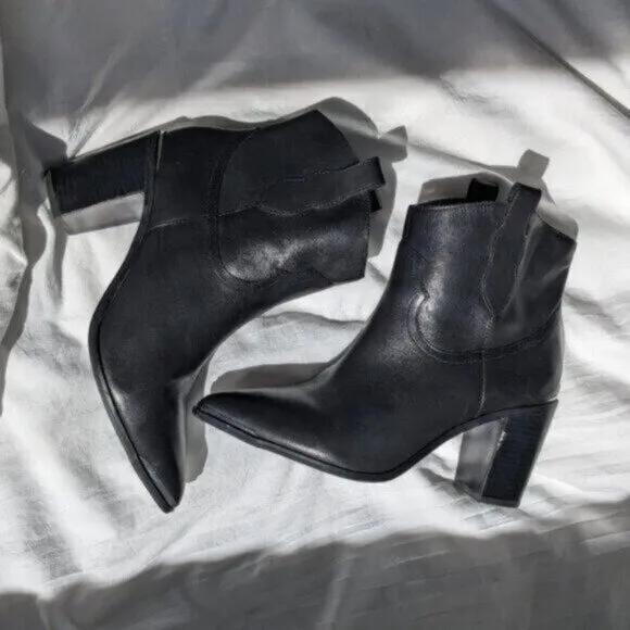Steve Madden Black Zora Leather Booties Size 10 Women
