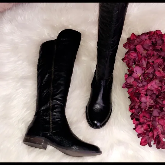 STEVE MADDEN “Shawny” Leather Tall Boots