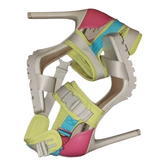 STEVE MADDEN Vibing Vegan Leather Sandal In Multi Square TOE PINK YELLOW 7.5 NEW