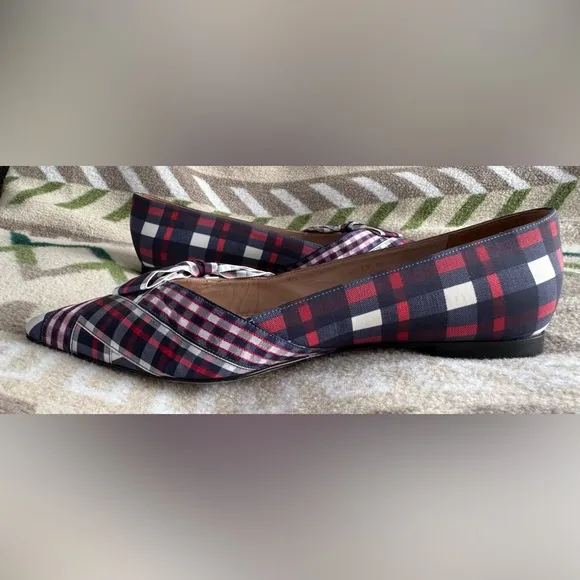 Stuart Weitzman Bow Detail Pointed Toe Plaid Flats in Navy Red White Size 9.5M