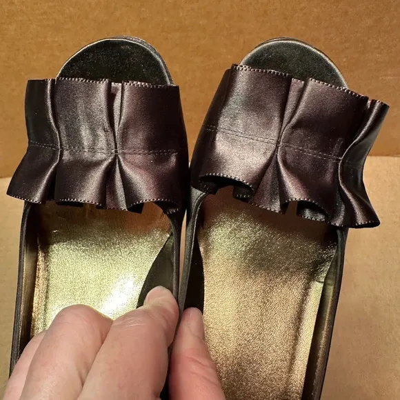Stuart Weitzman GigiRitz satin open toe bow pump, brown, 6.5
