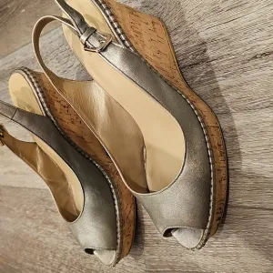 STUART WEITZMAN gold leather cork wedges peep toes
