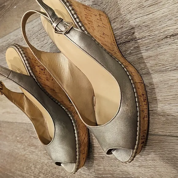 STUART WEITZMAN gold leather cork wedges peep toes