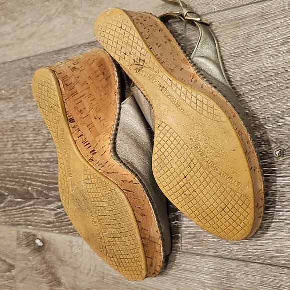 STUART WEITZMAN gold leather cork wedges peep toes