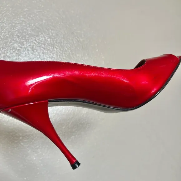 Stuart Weitzman Red Patent Leather Peep Toe Heels Size 9.5