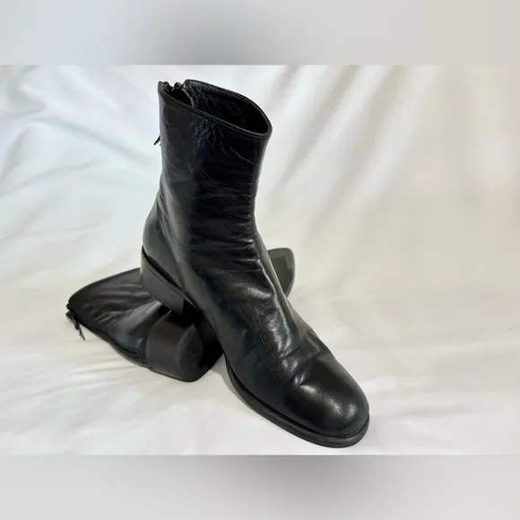 STUART WEITZMAN Soft‎ Black Leather Vintage Ankle Boots Spain Women’s Size 5