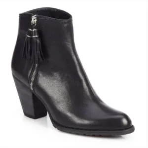Stuart Weitzman Prancing Tassel Black Leather Side Zip Boots Size 8 VGUC
