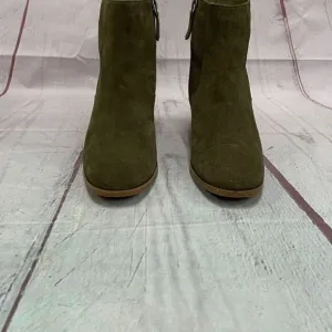 Susina Dana Lea Boots Booties Suede Leather Block Heel Side Zip Size 10M Green