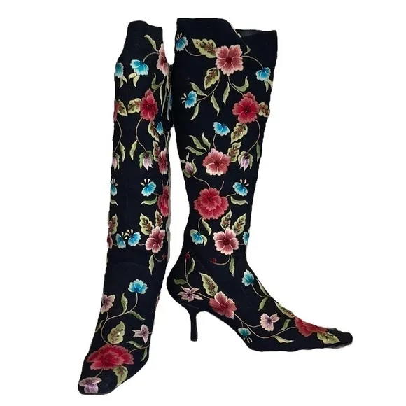 SXS Floral Boots style S-83 with dust cover, no box. Size 36.5 (US Size 6)