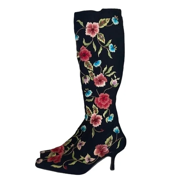 SXS Floral Boots style S-83 with dust cover, no box. Size 36.5 (US Size 6)