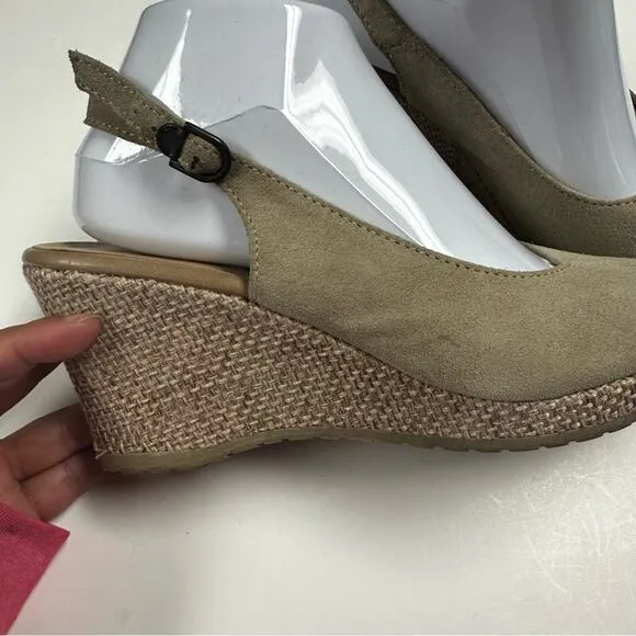 Tamaris Sandals Womens 41- US 9.5 Peep Toe Slingback Wedges