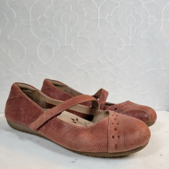 Taos Womens Scamp Mary Janes 7 Red Leather Arch Support Comfort Shoes