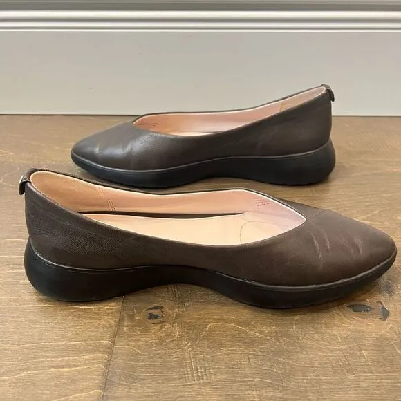 Taryn Rose Devon Women Flats Women’s 7.5B Brown Leather Shoes Comfort