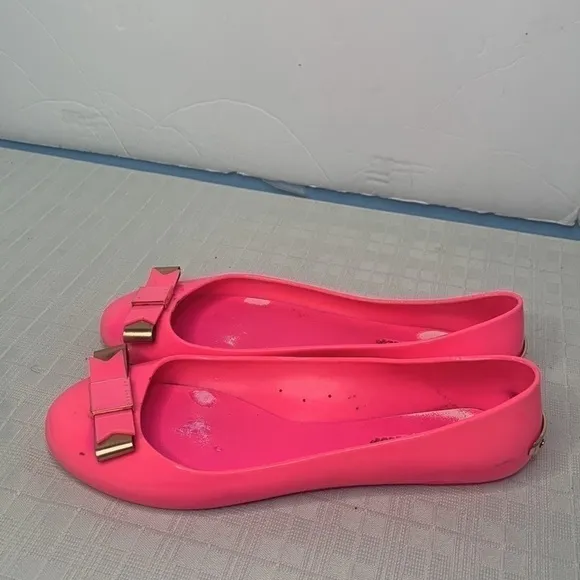 Ted Baker London bow flats on pink