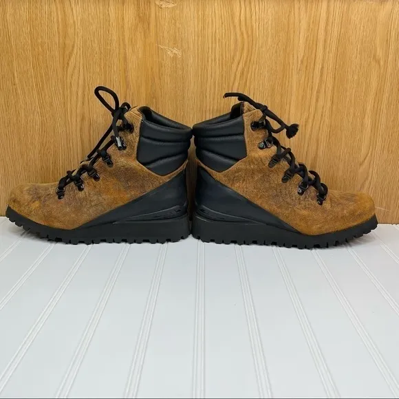 The North Face Cryos Boots