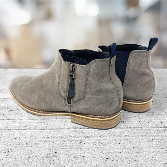Thomas and‎ Vine Gray and Leather Suede Boots Chukka Mens Size 10