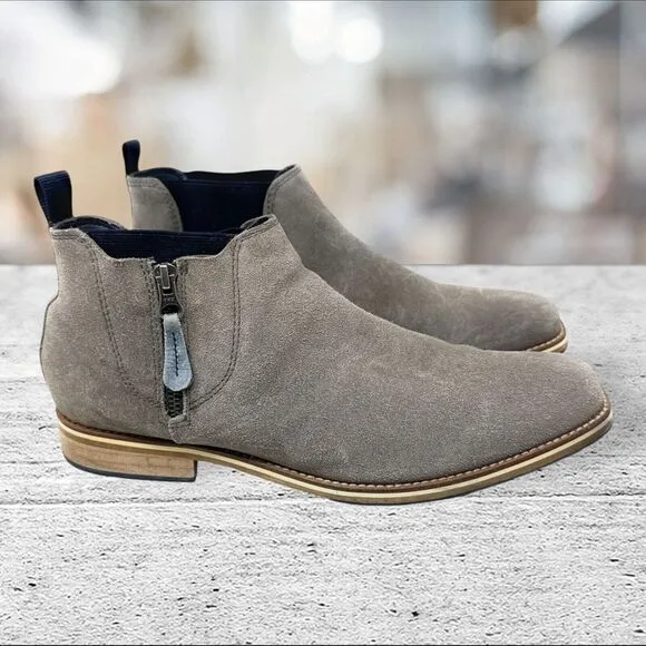 Thomas and‎ Vine Gray and Leather Suede Boots Chukka Mens Size 10