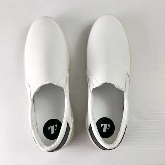 Thousand Fell Sneakers Women's 9.5 White Casual Slip On Comfort Everyday shoes