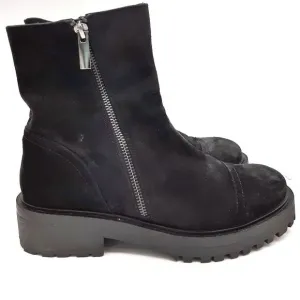 Thursday Boot Company The Raider Everyday Black Suede Side Zip Boots SZ 7