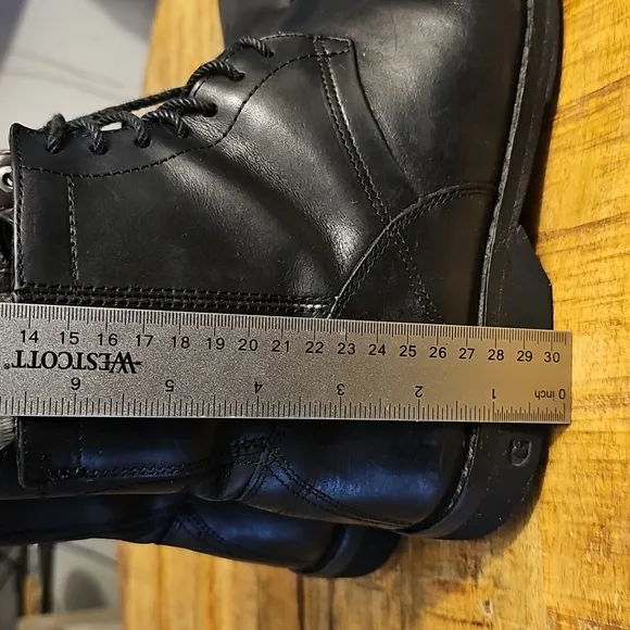 Timberland &quot;Mens City 6&quot; Side Zip Boots&quot; Size 9
