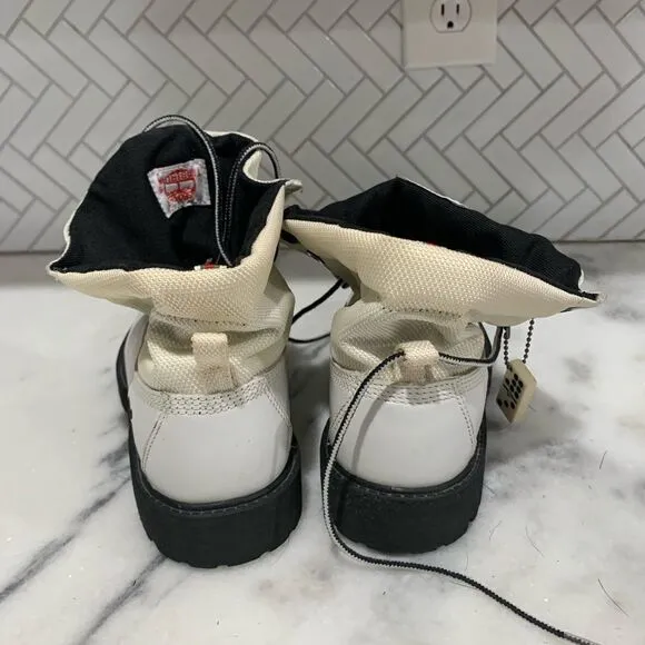 Timberland leather white boots rollout top sz 5. Beautiful condition