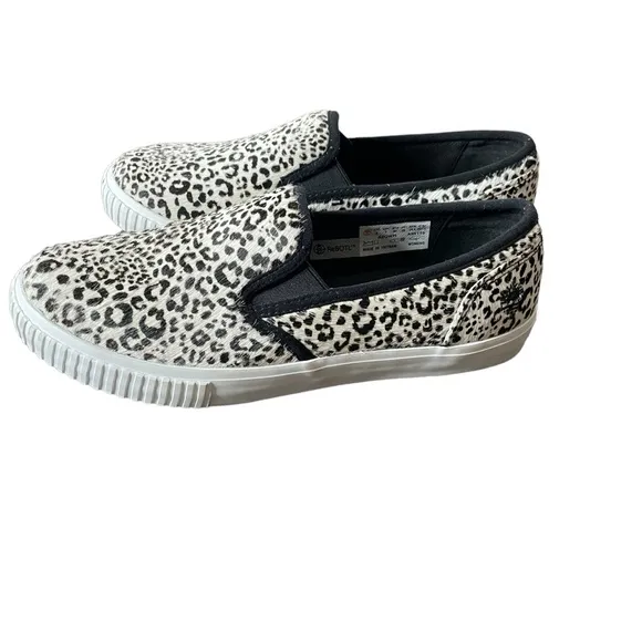 Timberland slip on shoes Size 9