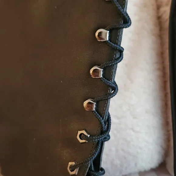 Timberland Woman's Bootssize 6