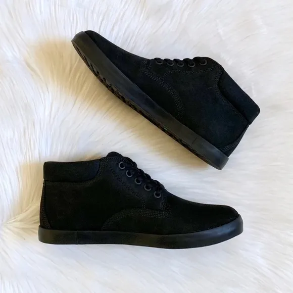 Timberland Women’s Dausette Chukka Black Sneaker Boots