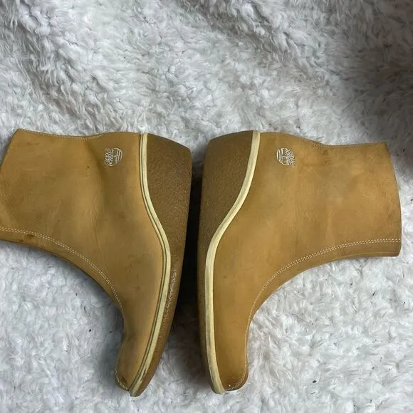 Timberland leather wheat Nubuck ankle wedge boots side zipper size 7.5M