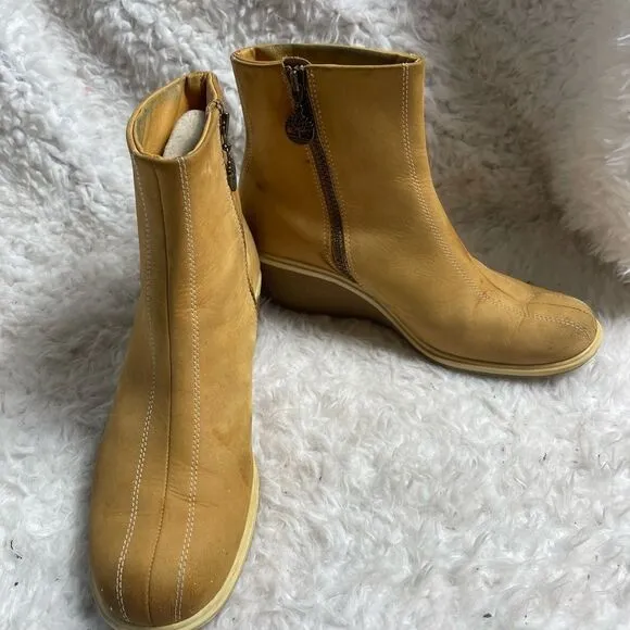 Timberland leather wheat Nubuck ankle wedge boots side zipper size 7.5M