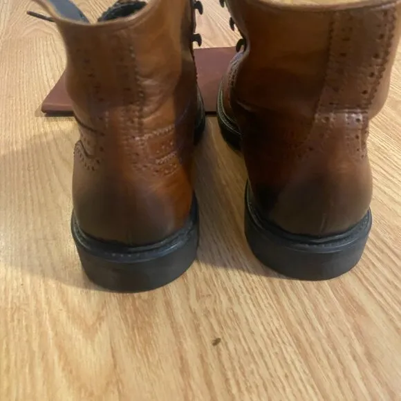 TO BOOT NEW YORK Jarod Brown Leather Boots Sz 7 - Fit larger - NEW!