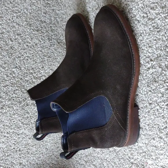 Tommy Hilfiger Polished Suede Leather Brown Pull On Chukka Boots Men's 10 EUC