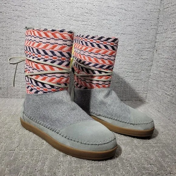 TOMS Nepal Women's Size 9.5 US Gray Cow Leather Aztec Knit Ankle Boots