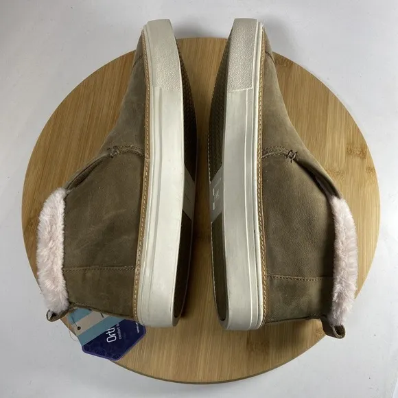 Toms Paxton Slip On Shoes Brown Suede Sherpa Lined Women’s SZ 7.5