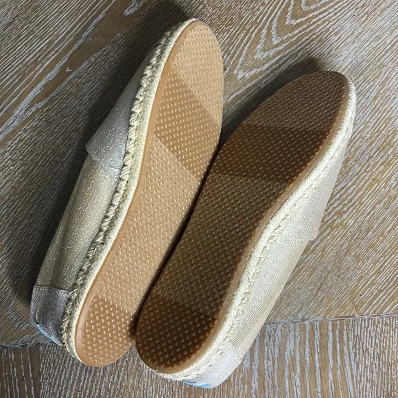 TOMS Women’s Alpargata Shoes in Spanish Villa 1