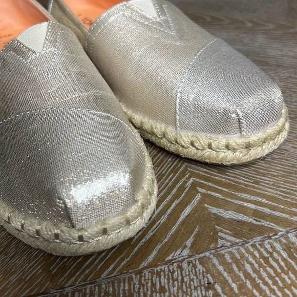 TOMS Women’s Alpargata Shoes in Spanish Villa 1