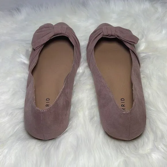 Torrid Pale Pink Pointed Toe Bow Flats Sz 9.5 WIDE WIDTH