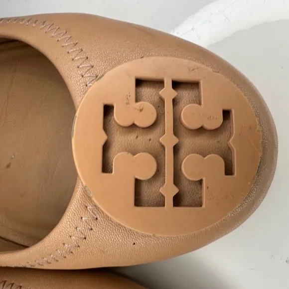 Tory Burch Beige Ballet Flats Leather Minnie Scrunch Light Oak Medallion 8M