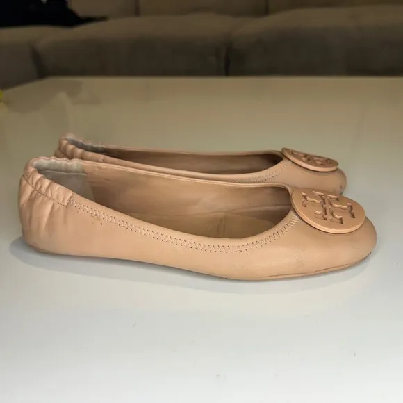 Tory Burch Beige Ballet Flats Leather Minnie Scrunch Light Oak Medallion 8M