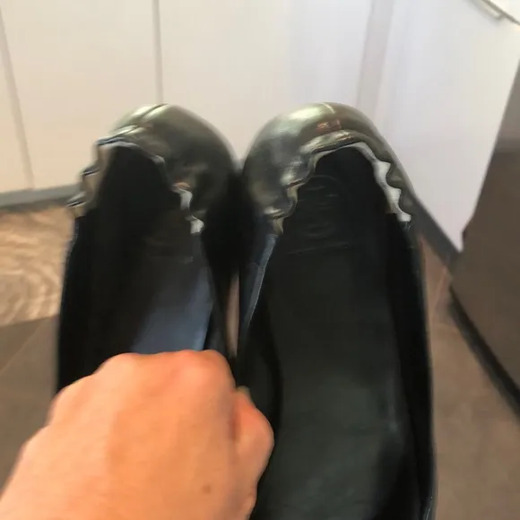 Tory Burch Black Ballet Flats $228 retail 9.5 only wore once for a few hours