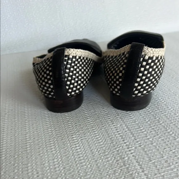 Tory Burch Black / Cream Envelope Bicolor Woven Loafers