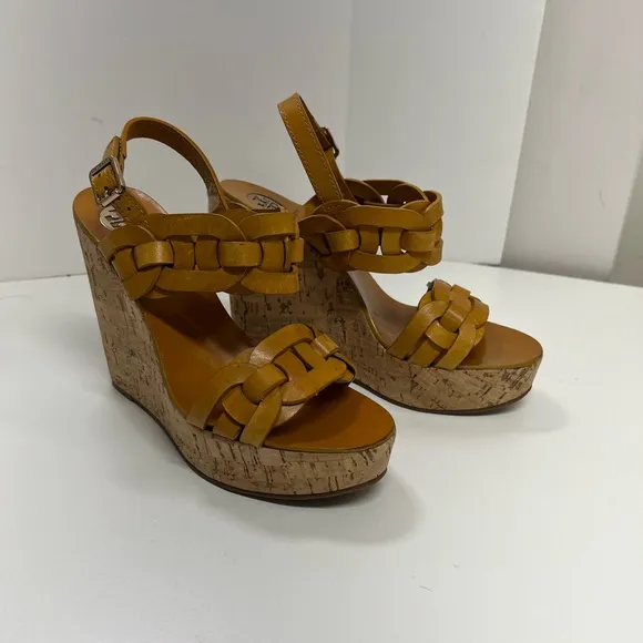 Tory Burch Calyca Wedges Leather Heeled Sandals Size 9 Braided Heels